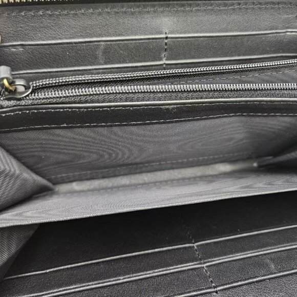 Gucci Marmont Black Wallet with Gold GG Hardware - Picture 6 of 9